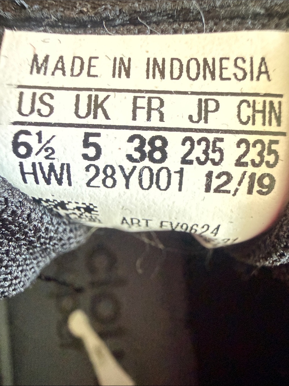 Adidas Gray Knit Sneakers with Rose Gold Stripes - Picture 5 of 7